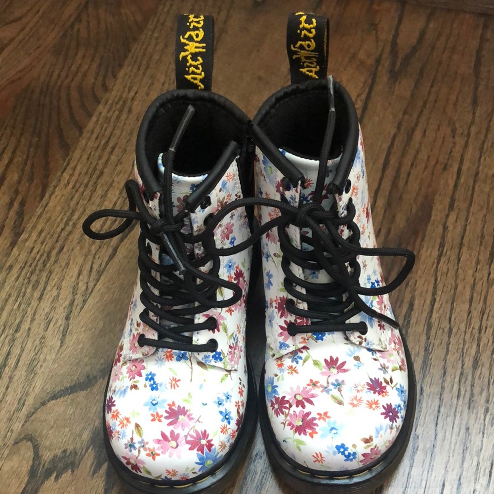 Dr Martens floral boots